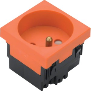 tehalit.GB-EG Gniazdo 2P+Z 33° 1-krotne 45x45mm bezhalogenowe pomarańczowy Hager EER1332004